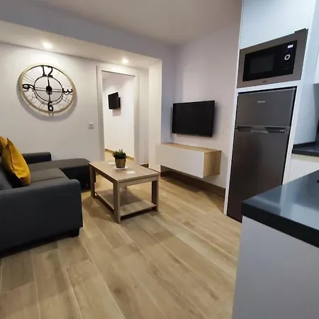 Apartment Flores 3, *